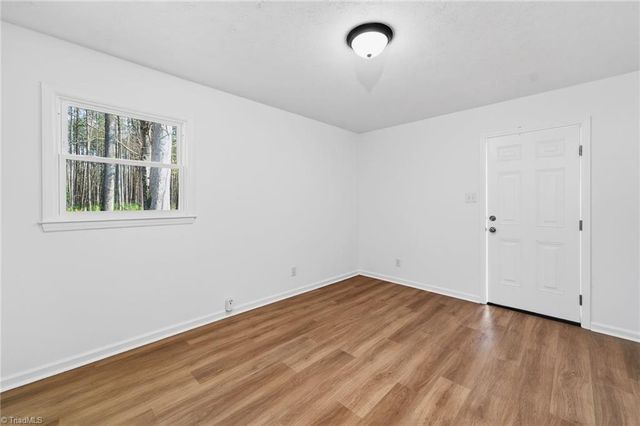 3547 Cherry Lane, Greensboro, NC 27405