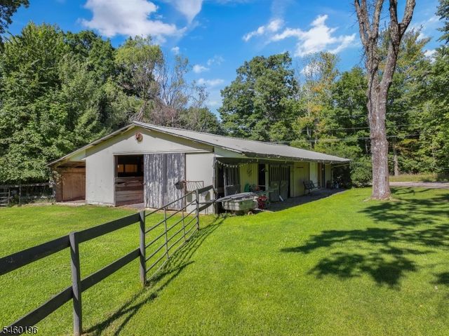 76 Glen Rd, Wantage Twp., NJ 07461