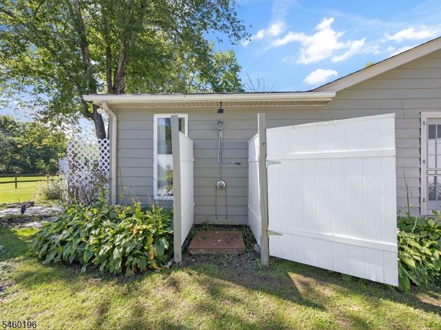 76 Glen Rd, Wantage Twp., NJ 07461
