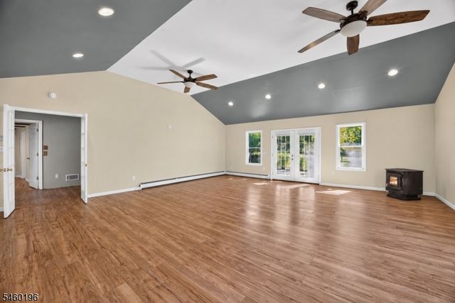 76 Glen Rd, Wantage Twp., NJ 07461