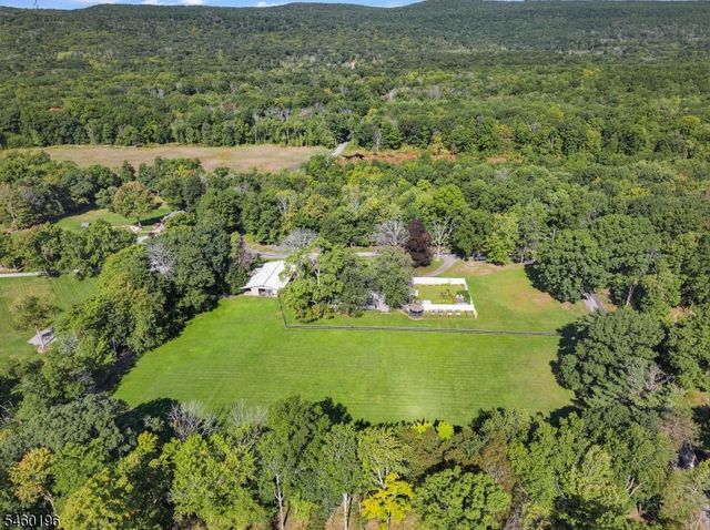 76 Glen Rd, Wantage Twp., NJ 07461