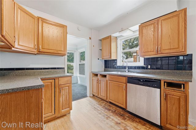 3331 Harding Street, Dearborn, MI 48124