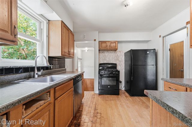 3331 Harding Street, Dearborn, MI 48124