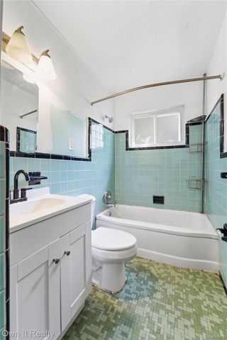 3331 Harding Street, Dearborn, MI 48124