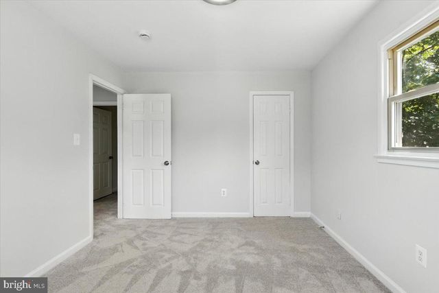 4657 EVANSDALE RD, Woodbridge, VA 22193