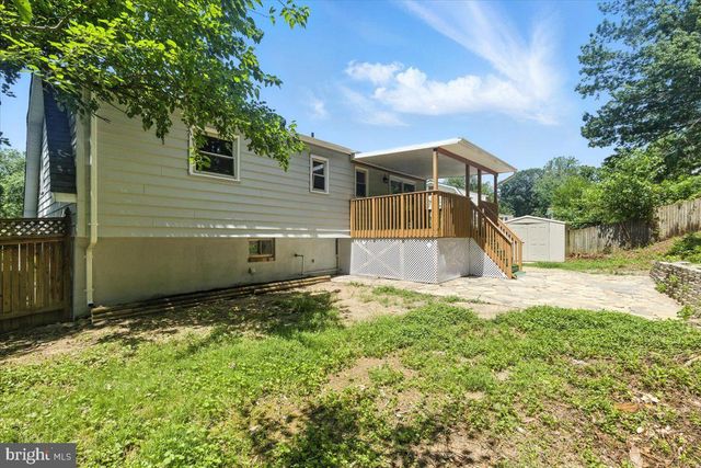 4657 EVANSDALE RD, Woodbridge, VA 22193