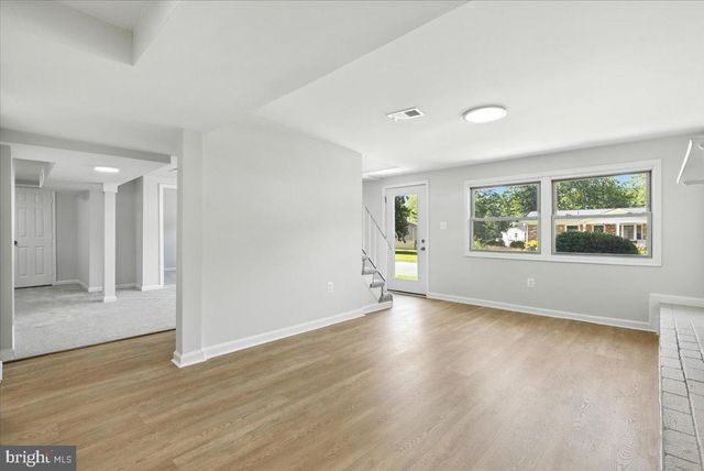 4657 EVANSDALE RD, Woodbridge, VA 22193