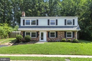 4657 EVANSDALE RD, Woodbridge, VA 22193