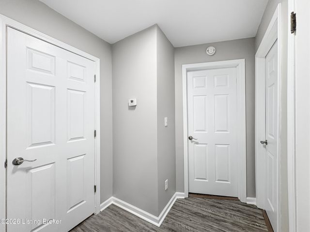 2504 Brownsboro Rd, Louisville, KY 40206
