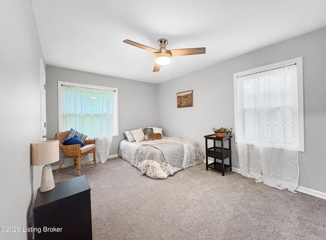 2504 Brownsboro Rd, Louisville, KY 40206