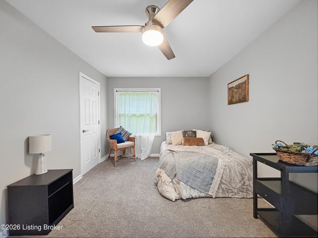 2504 Brownsboro Rd, Louisville, KY 40206