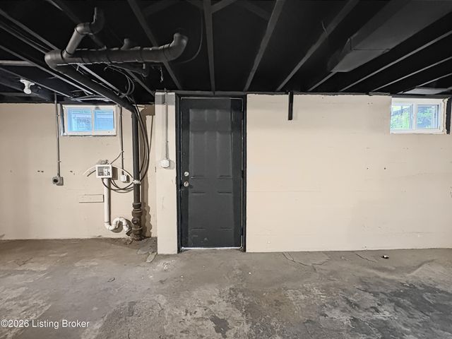 2504 Brownsboro Rd, Louisville, KY 40206