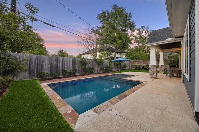 1224 Thornton Road, Houston, TX 77018