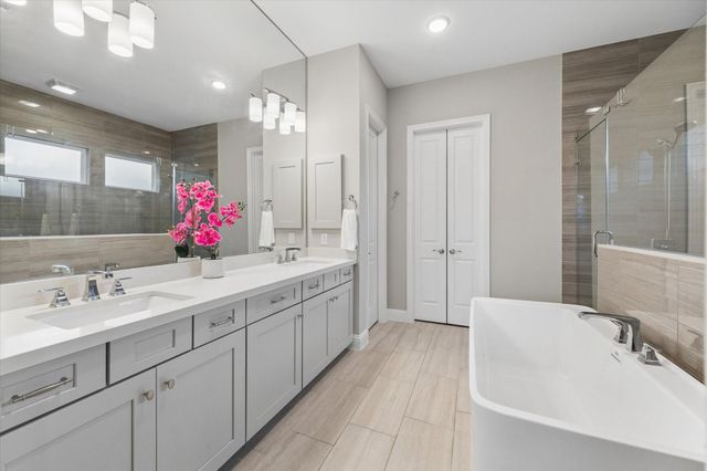 1224 Thornton Road, Houston, TX 77018