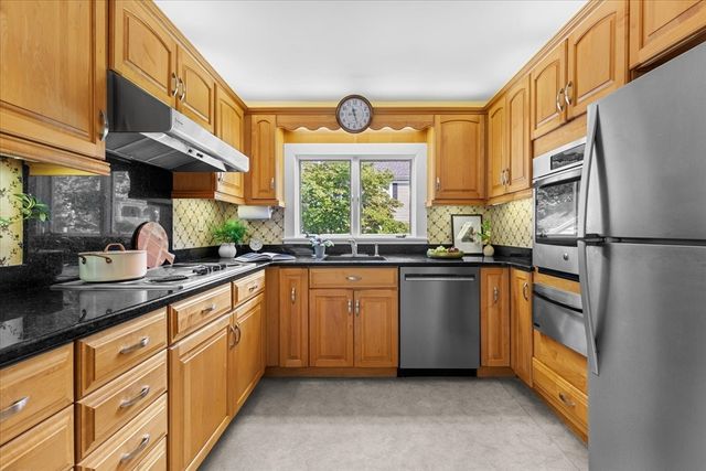 22 Gleason St, Medford, MA 02155