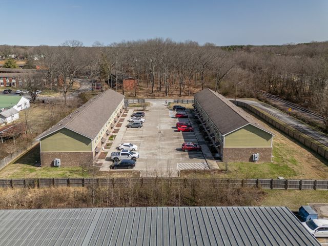 156 Silver St, Tullahoma, TN 37388