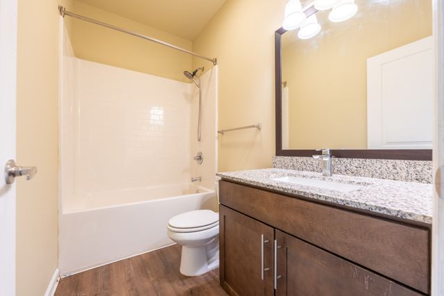 156 Silver St, Tullahoma, TN 37388