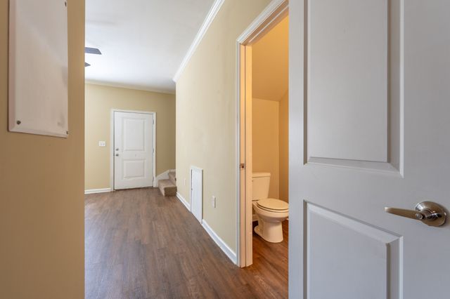 156 Silver St, Tullahoma, TN 37388