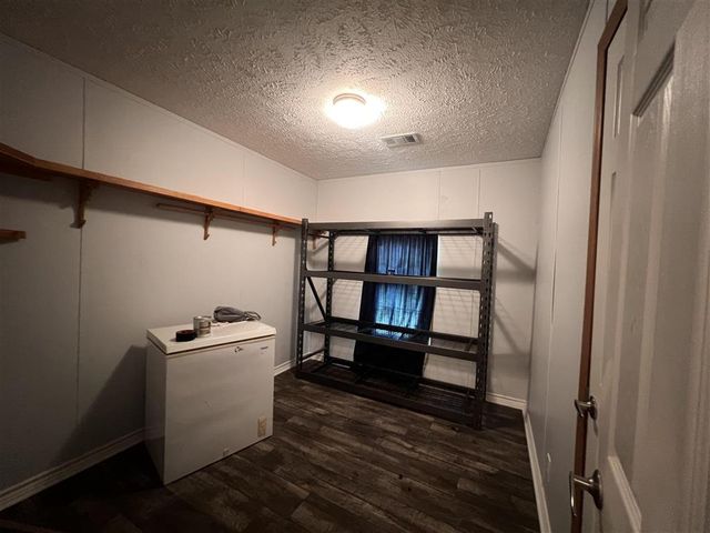 103 S Sherman Avenue, Iowa, LA 70647