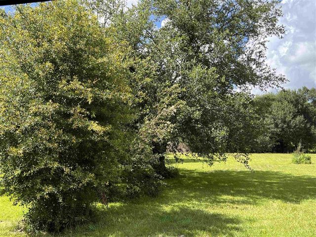 103 S Sherman Avenue, Iowa, LA 70647
