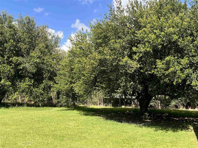 103 S Sherman Avenue, Iowa, LA 70647