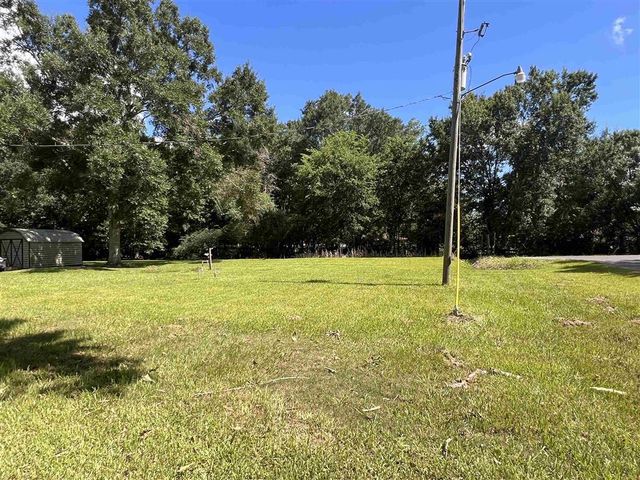 103 S Sherman Avenue, Iowa, LA 70647
