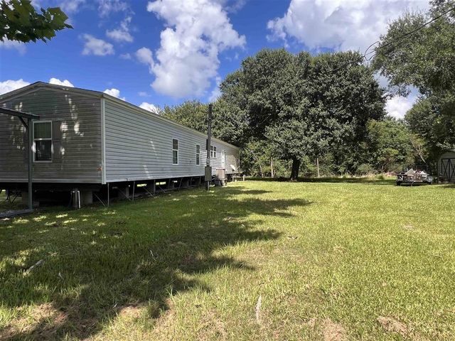 103 S Sherman Avenue, Iowa, LA 70647