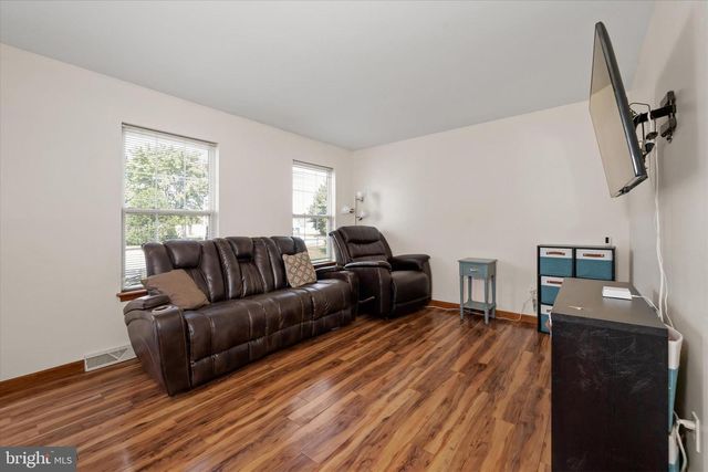 905 TAMARA DR, Smyrna, DE 19977