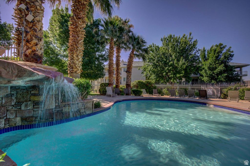 Image 21 of property listing at 1845 W CANYON VIEW DR #412, St. George, UT 84770