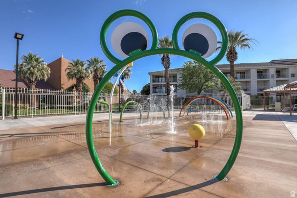 Image 26 of property listing at 1845 W CANYON VIEW DR #412, St. George, UT 84770