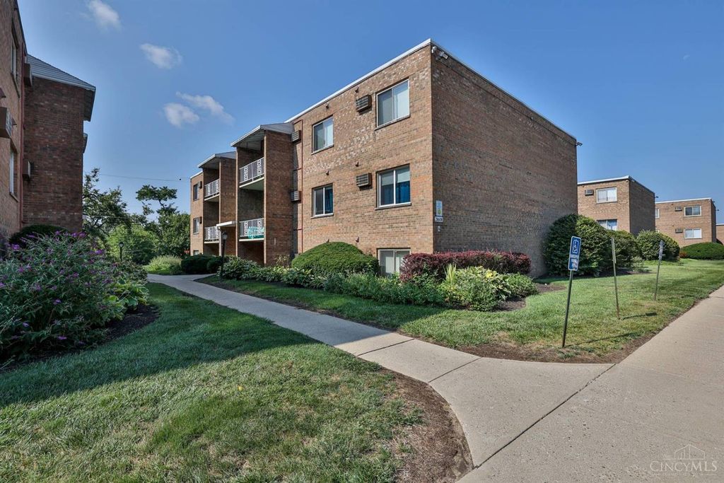 3608 Westwood Northern Boulevard, Cheviot, OH 45211