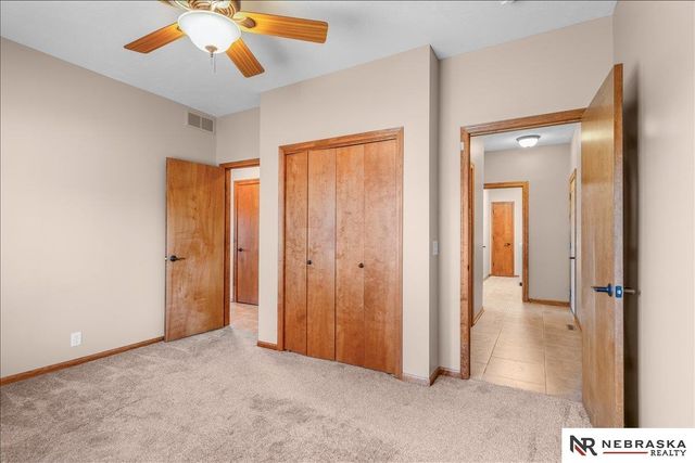 2525 Ridgeline Court, Lincoln, NE 68512