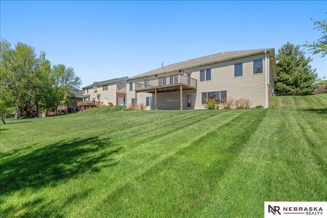2525 Ridgeline Court, Lincoln, NE 68512