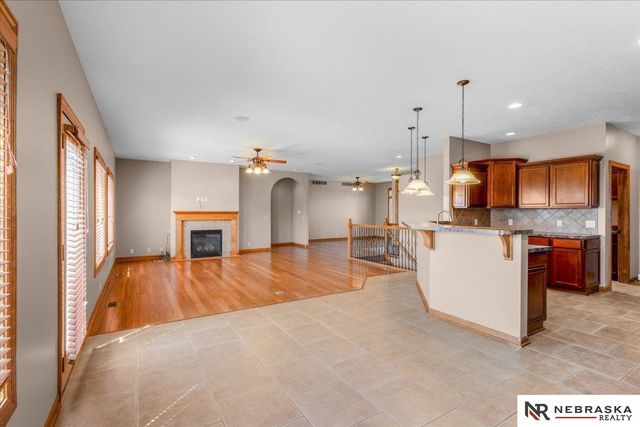 2525 Ridgeline Court, Lincoln, NE 68512