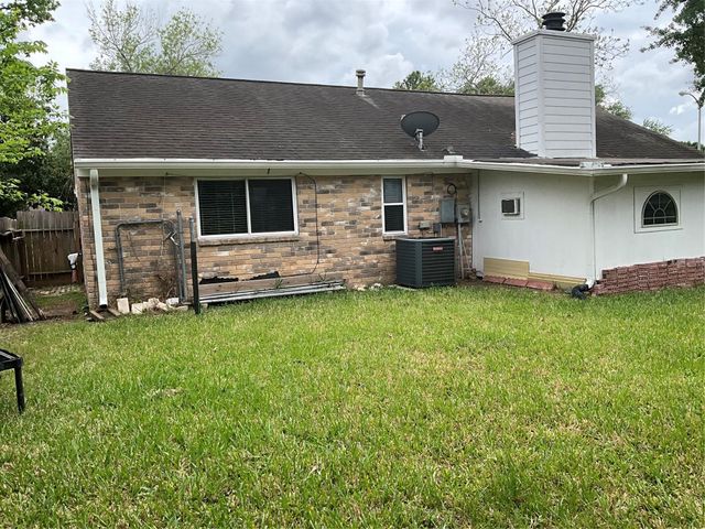 13322 Canaan Bridge Drive, Houston, TX 77041