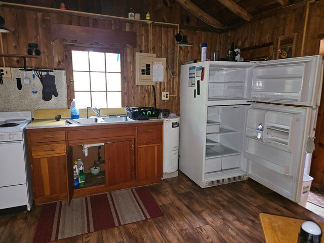 319 Burns Road, Harrison, MI 48625