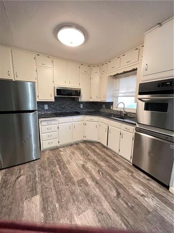 12909 E 54th Terrace, Kansas City, MO 64133