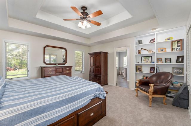 4976 S Eldon Avenue, Springfield, MO 65810