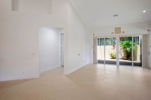 7084 Torrey Pines Circle, Port St. Lucie, Port St Lucie, FL 34986