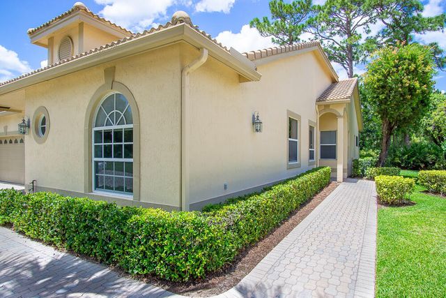 7084 Torrey Pines Circle, Port St. Lucie, Port St Lucie, FL 34986