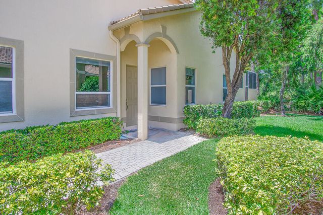 7084 Torrey Pines Circle, Port St. Lucie, Port St Lucie, FL 34986