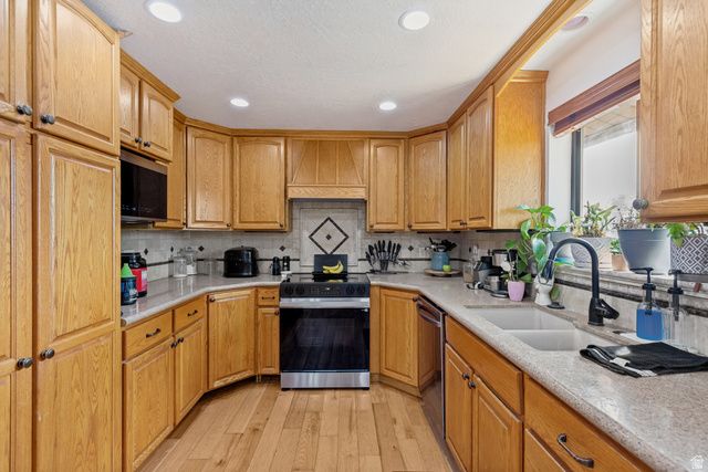 1029 N WALBURK AVE, Layton, UT 84040
