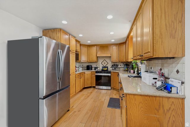 1029 N WALBURK AVE, Layton, UT 84040