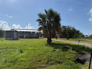 1021 17th Street, San Leon, TX 77539