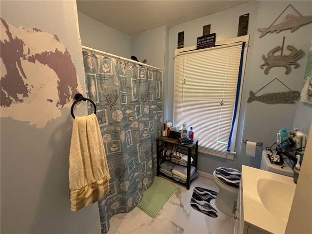 319 Cedar Ave, Sharon, PA 16146