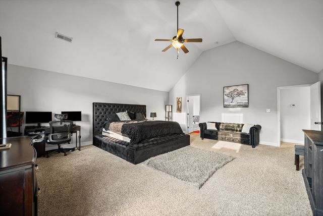 3385 Wiser Dr, Clarksville, TN 37042