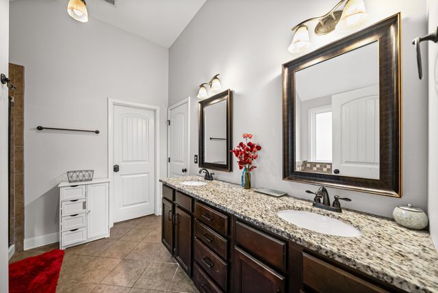 3385 Wiser Dr, Clarksville, TN 37042