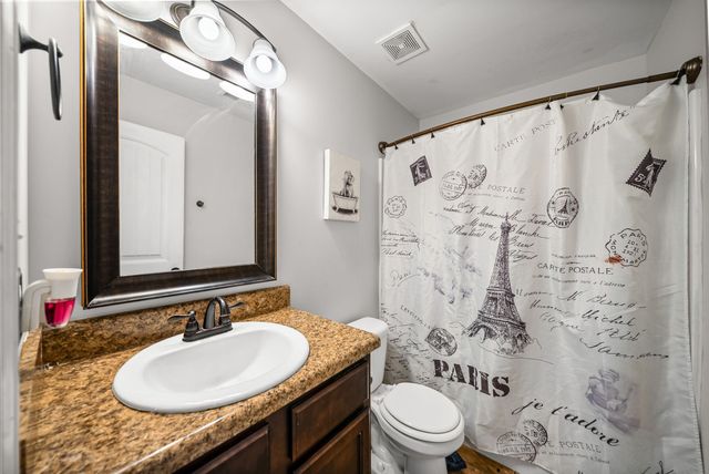 3385 Wiser Dr, Clarksville, TN 37042