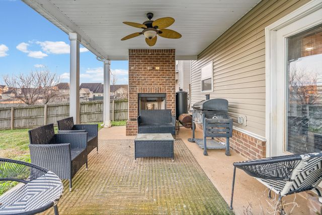 3385 Wiser Dr, Clarksville, TN 37042