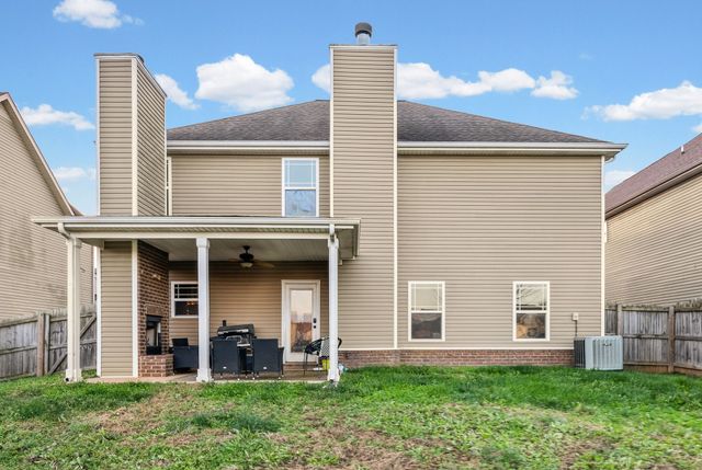 3385 Wiser Dr, Clarksville, TN 37042